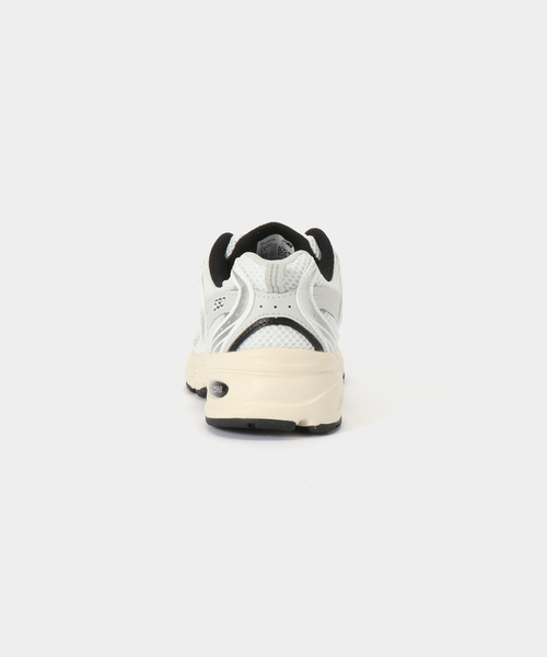 NEW BALANCE(ニューバランス)の「NEW BALANCE/ニューバランス 530(スニーカー・レディース・シルバー・22.5cm/23cm/23.5cm)」の7枚目の写真