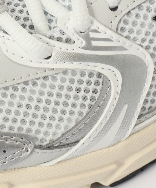 NEW BALANCE(ニューバランス)の「NEW BALANCE/ニューバランス 530(スニーカー・レディース・シルバー・22.5cm/23cm/23.5cm)」の12枚目の写真