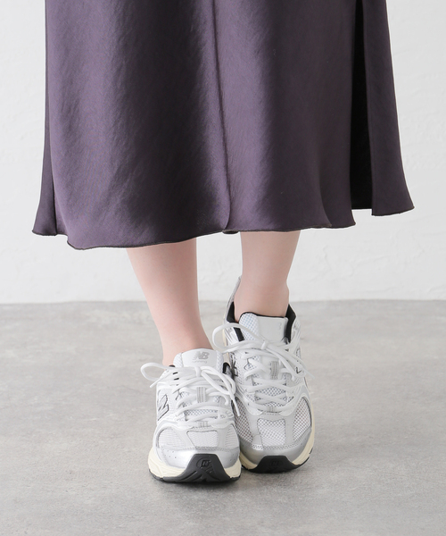 NEW BALANCE(ニューバランス)の「NEW BALANCE/ニューバランス 530(スニーカー・レディース・シルバー・22.5cm/23cm/23.5cm)」の14枚目の写真