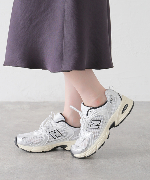 NEW BALANCE(ニューバランス)の「NEW BALANCE/ニューバランス 530(スニーカー・レディース・シルバー・22.5cm/23cm/23.5cm)」の15枚目の写真