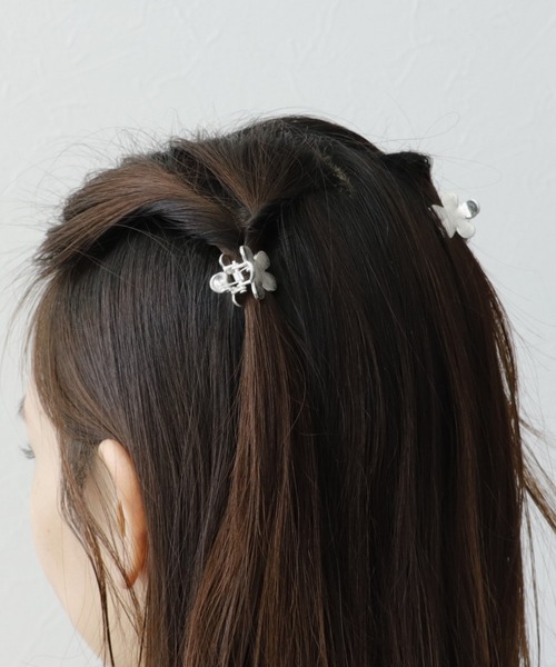 Three Four Time(スリーフォータイム)の「フラワーメタルミニクリップ 2個SET(バレッタ/ヘアクリップ・レディース・シルバー/ゴールド・FREE)」の5枚目の写真