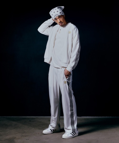 adidas(アディダス)の「SST 半袖Tシャツ / アディダスオリジナルス adidas Originals(Tシャツ/カットソー・メンズ・ホワイト/ブラック/ブラック系その他・SMALL/MEDIUM/LARGE/X-LARGE/XX-LARGE/X-SMALL/XX-SMALL/3XL)」の21枚目の写真