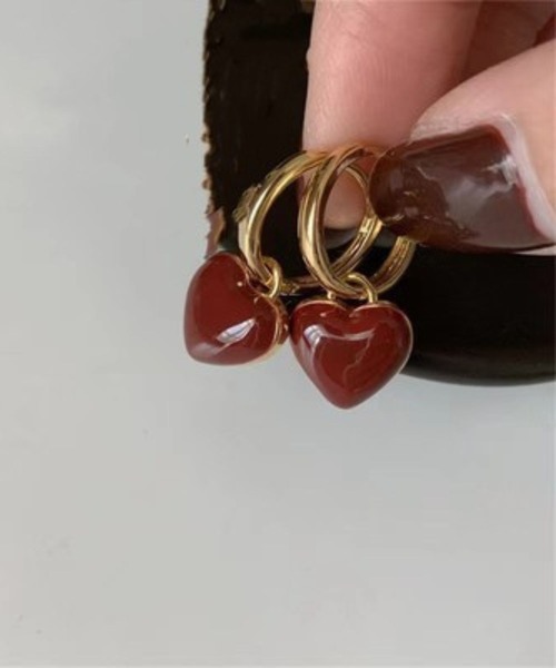 yu-ka(ユーカ)の「YU-KA:レトロカラーハートフープピアス retoro color Heart hoop pierce(ピアス(両耳用)・レディース・ワインレッド/グリーン/ホワイト・FREE)」の3枚目の写真