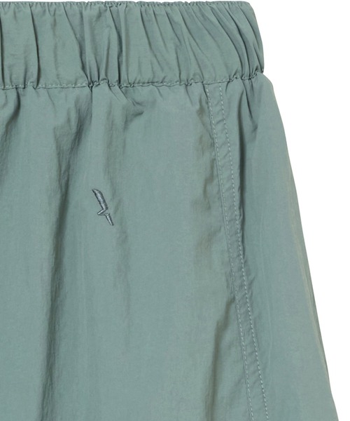AIGLE(エーグル)の「UVカット 撥水 ストラップ 裾スリットスカート(スカート・レディース・ダークグリーン/ブルー・38/36/40/35)」の13枚目の写真
