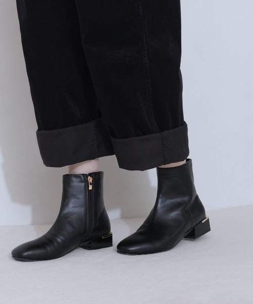 enchanted(エンチャンテッド)の「晴雨兼用アクセントヒールサイドジップショートブーツ(レインシューズ・レディース・グレー/ブラック・22.5/24.5/24/23.5/23)」の2枚目の写真