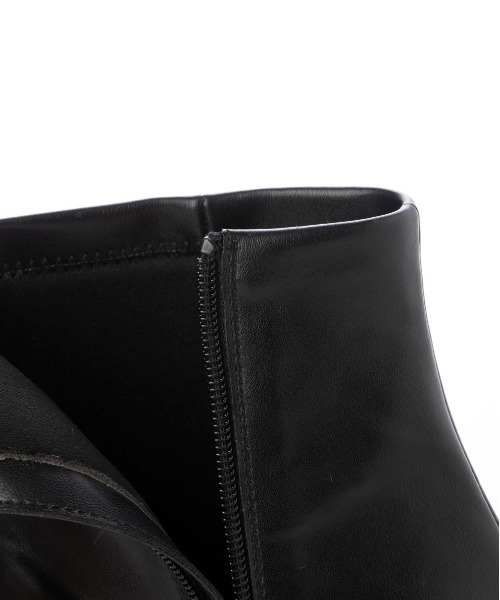 enchanted(エンチャンテッド)の「晴雨兼用アクセントヒールサイドジップショートブーツ(レインシューズ・レディース・グレー/ブラック・22.5/24.5/24/23.5/23)」の11枚目の写真