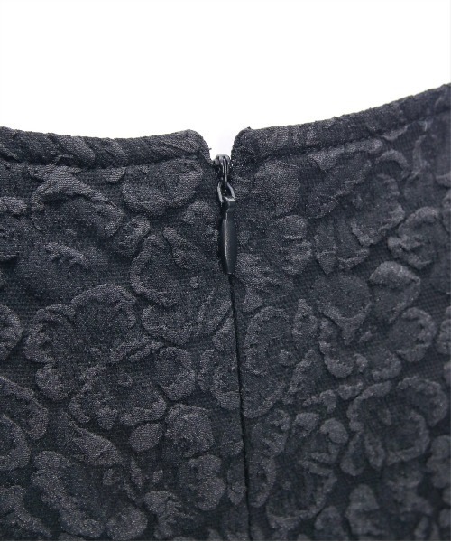 CLEAR BASIC（クリアベーシック）の「フクレジャガードペプラムブラウス[スタイルアップ シンプル 骨格ナチュラル]≪SS新作≫（シャツ/ブラウス・レディース・サックスブルー/ブラック/オフホワイト・F）」の12枚目の写真