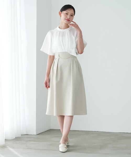 TRUDEA(トルディア)の「【UVカット,防汚加工,ウォッシャブル,防シワ】マルチファンクションアシメボウタイ半袖ブラウス(シャツ/ブラウス・レディース・グレイッシュベージュ/ピンクベージュ/ライトグレー/ホワイト/ホワイト×ネイビー・SMALL/MEDIUM/LARGE)」の9枚目の写真