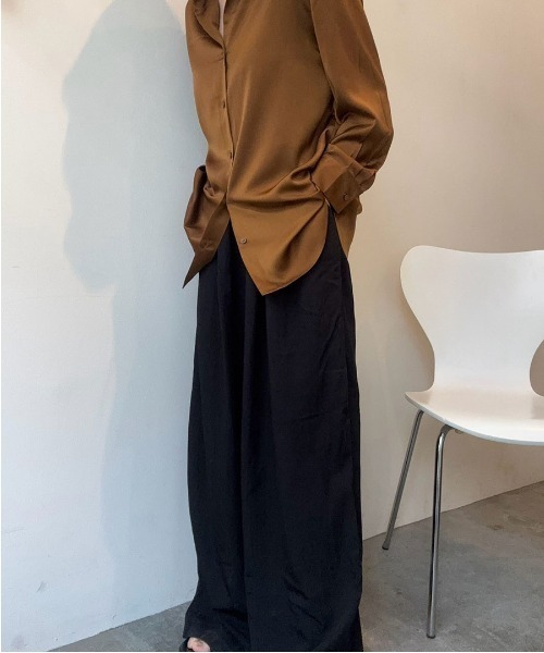 Reurie'(レウリィ)の「ワイドナイロンパンツ/wide nylon pants(aki select) ロング丈 オーバーサイズ リラクシー カジュアル ストリート Y2K きれいめ 韓国(カーゴパンツ・レディース・ブラック/アイボリー・FREE)」の10枚目の写真