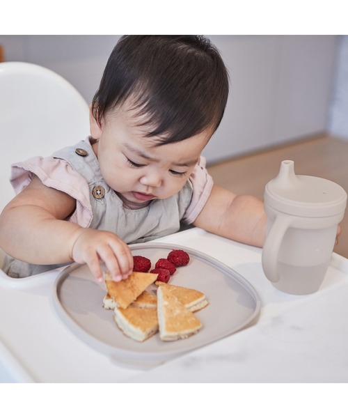 b.box（ビーボックス）の「b.box/ Silicone Plate+Lid シリコンプレート＋リッド（蓋・吸盤付き食器）（マグ/哺乳瓶/お食事グッズ・キッズ・ベージュ/グレイッシュブルー/セージグリーン/ベビーピンク・ONESIZE）」の21枚目の写真