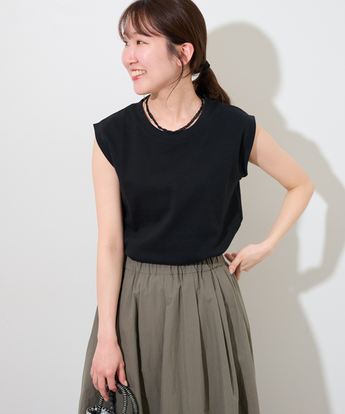 JOURNAL STANDARD relume(ジャーナルスタンダード レリューム)の「TCダンボールノースリーブ(Tシャツ/カットソー・レディース・ホワイト/ライトグレー/ブラック/バーガンディー・FREE)」の8枚目の写真