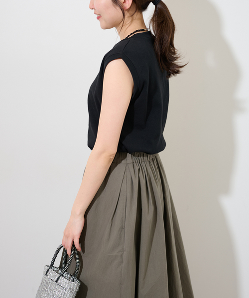 JOURNAL STANDARD relume(ジャーナルスタンダード レリューム)の「TCダンボールノースリーブ(Tシャツ/カットソー・レディース・ホワイト/ライトグレー/ブラック/バーガンディー・FREE)」の9枚目の写真