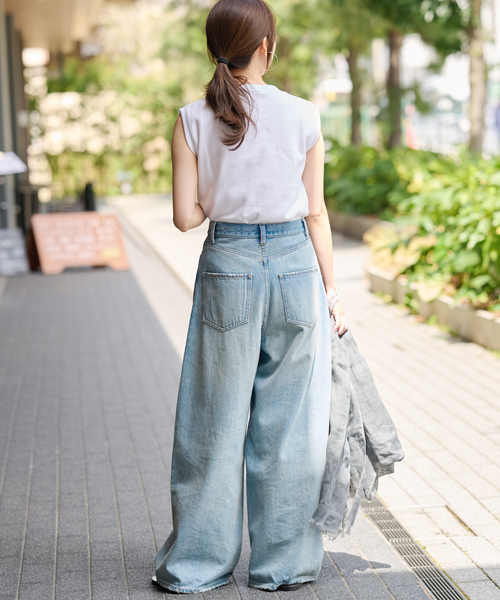 JOURNAL STANDARD relume(ジャーナルスタンダード レリューム)の「TCダンボールノースリーブ(Tシャツ/カットソー・レディース・ホワイト/ライトグレー/ブラック/バーガンディー・FREE)」の19枚目の写真
