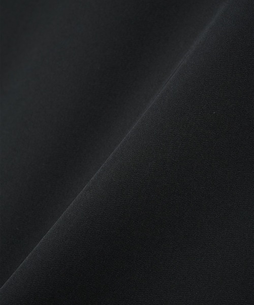 CULLNI（クルニ）の「別注 SHORT SLEEVE TAILORED JACKET（テーラードジャケット・メンズ・ブラック/ダークグレー・1/2）」の10枚目の写真