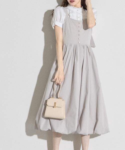 tocco closet(トッコ クローゼット)の「【ZOZO限定】ショルダーバックリボンバルーンジャンパースカート(ジャンパースカート・レディース・アイボリー/ブラック/グレイッシュベージュ・M)」の3枚目の写真