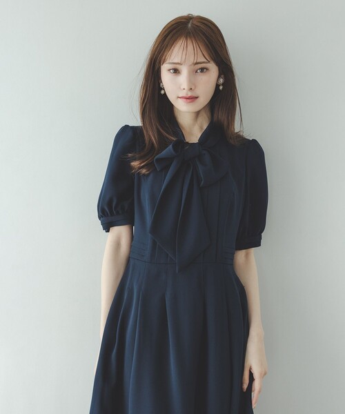 TOCCA(トッカ)の「RIBBON ROSETTE HALF ドレス(ワンピース・レディース・ネイビー系/ピンク系・0/6/4/2)」の4枚目の写真