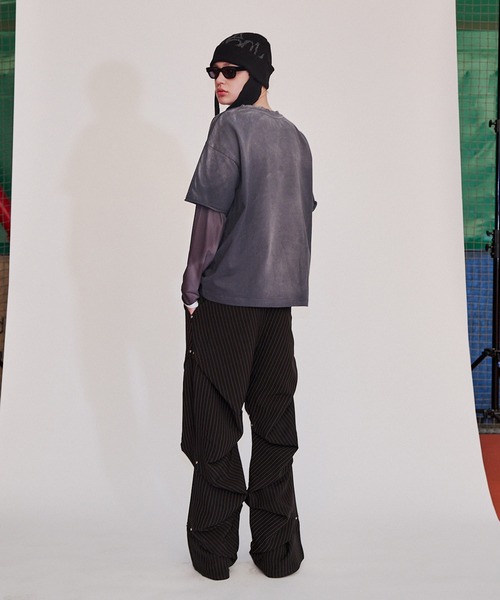 VI E DIT（ヴィエディット）の「GraphicT-shirts/グラフィックTシャツ/洗える/ブリーチ加工/フェード（Tシャツ/カットソー・メンズ・アイボリー/ネイビー・1/2）」の9枚目の写真