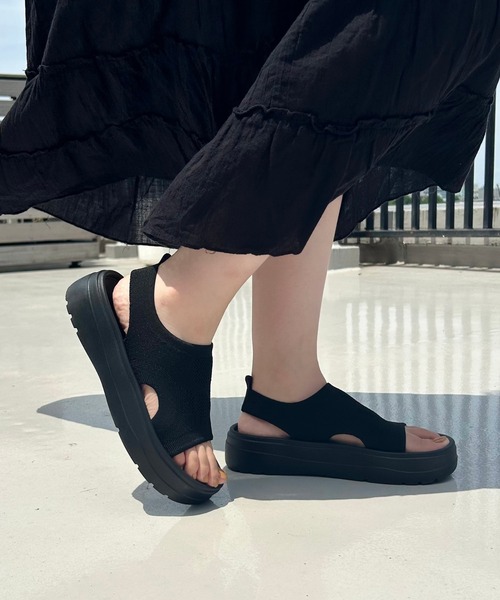 ORiental TRaffic(オリエンタルトラフィック)の「【Fit meサンダル】 サイド オープン ニット 厚底 サンダル /55207(サンダル・レディース・ブラック・S/M/L/LL)」の12枚目の写真