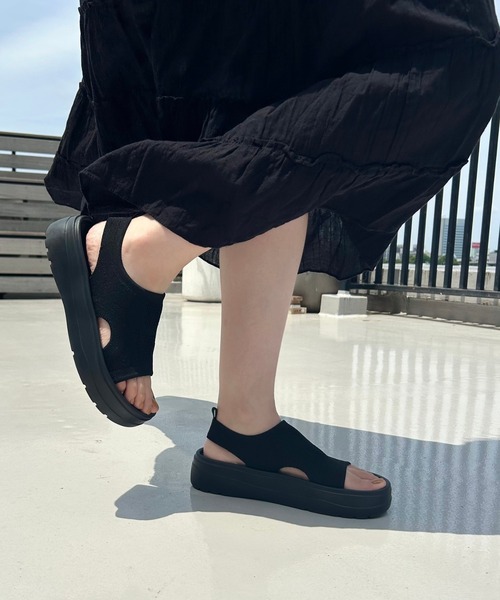 ORiental TRaffic(オリエンタルトラフィック)の「【Fit meサンダル】 サイド オープン ニット 厚底 サンダル /55207(サンダル・レディース・ブラック・S/M/L/LL)」の14枚目の写真