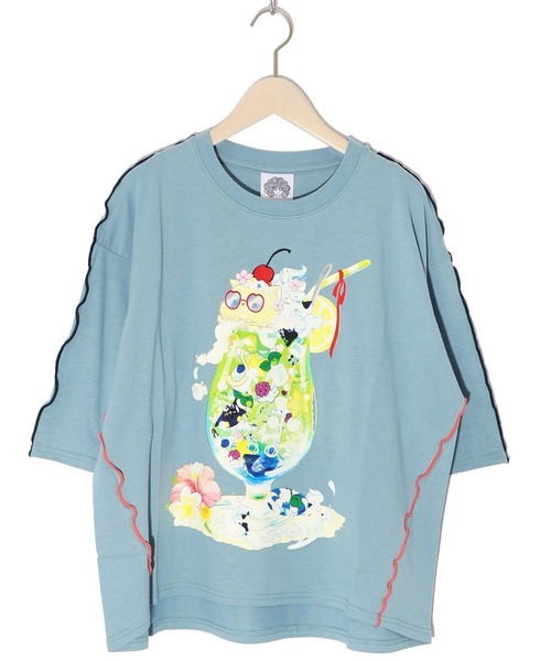 ScoLar(スカラー)の「152674:配色メロウステッチ クリームソーダ柄Tシャツ(Tシャツ/カットソー・レディース・ブルー/ブラック/ピンク/オートミール・M)」の19枚目の写真