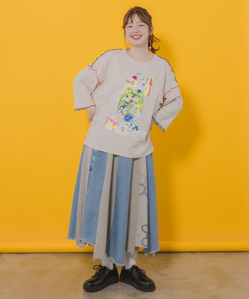 ScoLar(スカラー)の「152674:配色メロウステッチ クリームソーダ柄Tシャツ(Tシャツ/カットソー・レディース・ブルー/ブラック/ピンク/オートミール・M)」の7枚目の写真
