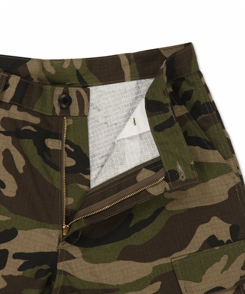 SPINNS（スピンズ）の「カモフラ柄ハーフパンツ/リアルツリー柄/デジタルカモ/カーゴ（カーゴパンツ・メンズ・グリーン系カモフラージュ/ブラウン系カモフラージュ/その他・M/L）」の5枚目の写真