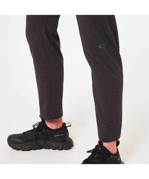 OAKLEY(オークリー)の「オークリー EN MULTI TYPE-03 TAPERED PANTS/テーパードパンツ/ストレッチ/ スポーツ・トレーニング/吸汗速乾 / MENS /メンズ / OAKLEY(その他パンツ・メンズ・ブラック系その他/グレー/ブラウン・L/M/S/XL/XS)」の6枚目の写真