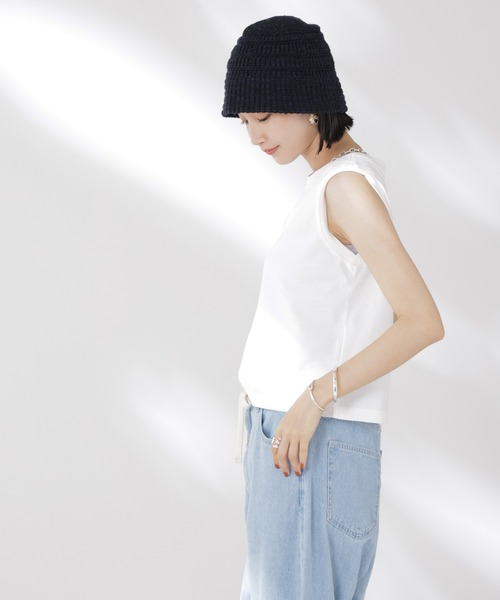 NANO universe（ナノユニバース）の「吸水速乾抗菌防臭ノースリーブトップス（Tシャツ/カットソー・レディース・ブラック/ライトグレー/ホワイト・FREE）」の11枚目の写真