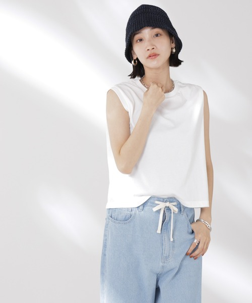 NANO universe（ナノユニバース）の「吸水速乾抗菌防臭ノースリーブトップス（Tシャツ/カットソー・レディース・ブラック/ライトグレー/ホワイト・FREE）」の9枚目の写真