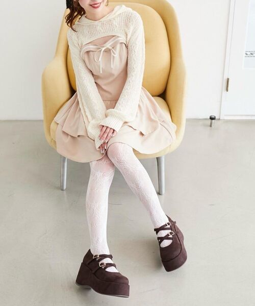 MAJESTIC LEGON(マジェスティックレゴン)の「ダブルクロス厚底シューズ(その他シューズ・レディース・ブラック/ブラウン・SMALL/MEDIUM/LARGE/X-LARGE)」の3枚目の写真