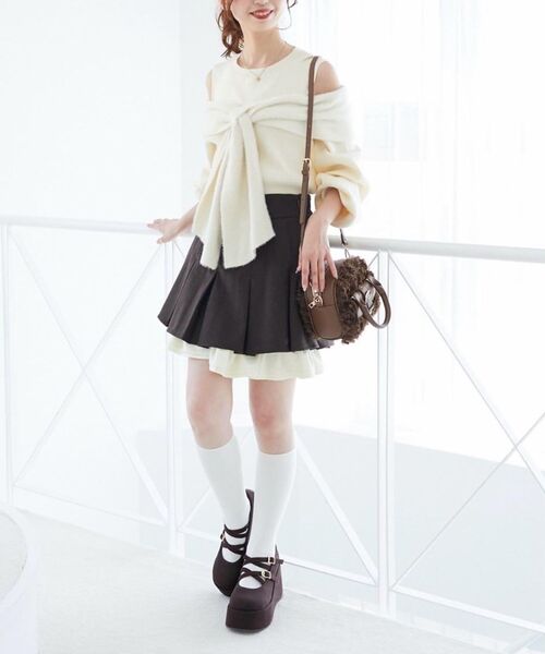 MAJESTIC LEGON(マジェスティックレゴン)の「ダブルクロス厚底シューズ(その他シューズ・レディース・ブラック/ブラウン・SMALL/MEDIUM/LARGE/X-LARGE)」の4枚目の写真