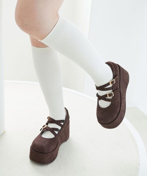 MAJESTIC LEGON(マジェスティックレゴン)の「ダブルクロス厚底シューズ(その他シューズ・レディース・ブラック/ブラウン・SMALL/MEDIUM/LARGE/X-LARGE)」の8枚目の写真