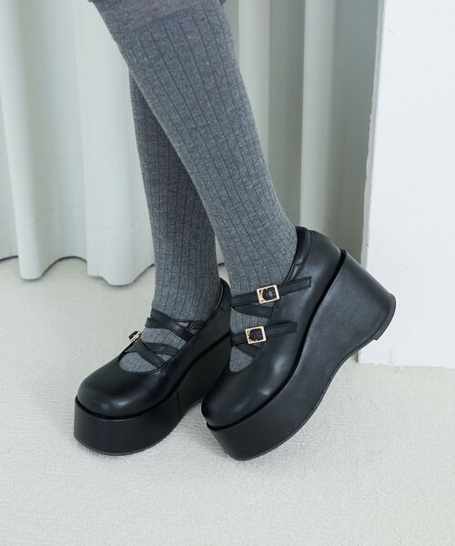 MAJESTIC LEGON(マジェスティックレゴン)の「ダブルクロス厚底シューズ(その他シューズ・レディース・ブラック/ブラウン・SMALL/MEDIUM/LARGE/X-LARGE)」の13枚目の写真