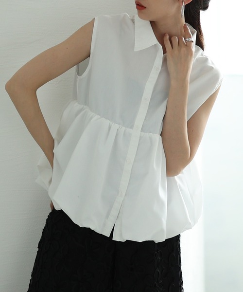 Sawa a la mode（サワアラモード）の「バルーンペプラムノースリーブブラウス（シャツ/ブラウス・レディース・オフホワイト/ブルー・FREE）」の2枚目の写真