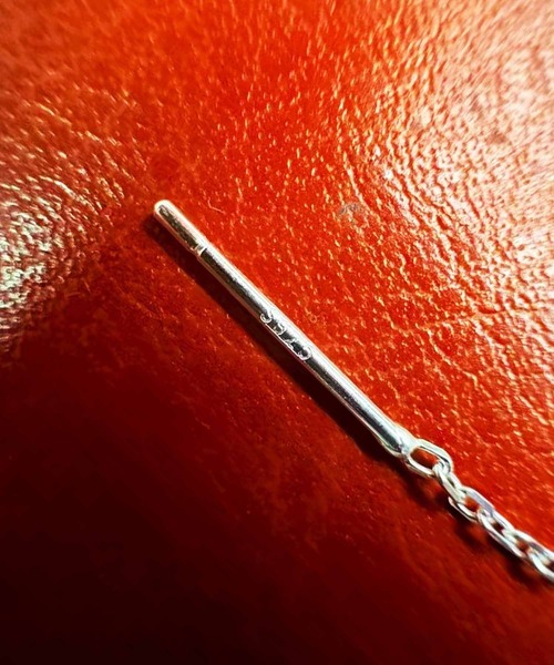 ALWAYS GOOD TIME(オルウェイズグッドタイム)の「【Silver925】金属アレルギー対応 キューブモチーフ ロングチェーンピアス(ピアス(両耳用)・レディース・ブラック/シルバー/ゴールド・FREE)」の15枚目の写真