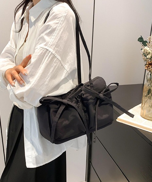 aimoha(アイモハ)の「【B.A.G.】リボンショルダーバッグ(ショルダーバッグ・レディース・ピンク/ブルー/オフホワイト/ベージュ/ブラック・FREE)」の3枚目の写真