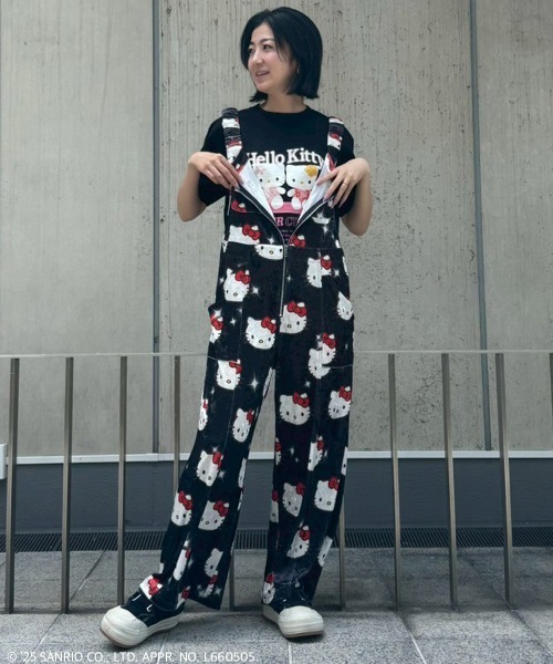 Candy Stripper(キャンディストリッパー)の「【HELLO KITTY】KILA KILA VELOUR サロペット(サロペット/オーバーオール・レディース・ピンク/ブラック・FREE)」の10枚目の写真