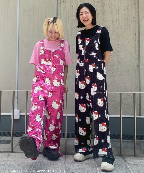 Candy Stripper(キャンディストリッパー)の「【HELLO KITTY】KILA KILA VELOUR サロペット(サロペット/オーバーオール・レディース・ピンク/ブラック・FREE)」の17枚目の写真