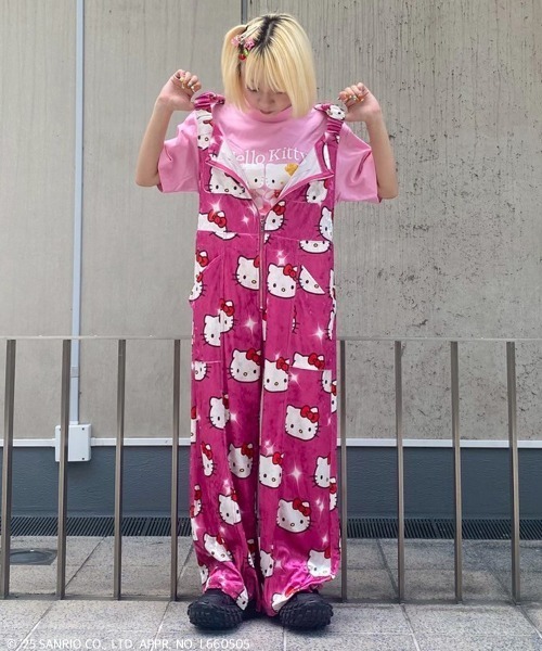 セール】【HELLO KITTY】KILA KILA VELOUR サロペット（サロペット