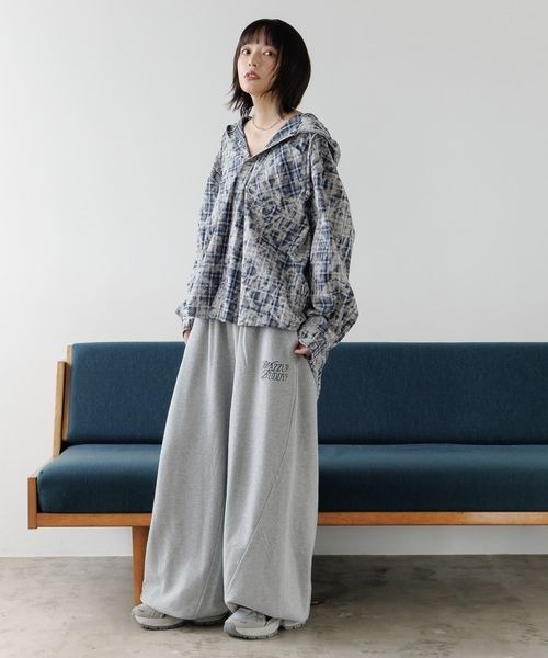 PBLIM(ページボーイリム)の「《UNISEX》オンブレフードシャツ(シャツ/ブラウス・レディース・オレンジ/ブルー/カーキ・FREE)」の20枚目の写真