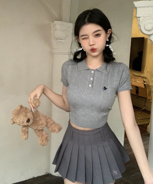 shopnikoniko(ショップニコニコ)の「半袖 ショート丈 エンジェル刺繍 クロップド丈 半袖ポロシャツ(ポロシャツ・レディース・アイボリー/グレー・フリー)」の16枚目の写真