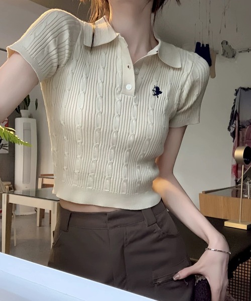shopnikoniko(ショップニコニコ)の「半袖 ショート丈 エンジェル刺繍 クロップド丈 半袖ポロシャツ(ポロシャツ・レディース・アイボリー/グレー・フリー)」の10枚目の写真