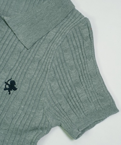 shopnikoniko(ショップニコニコ)の「半袖 ショート丈 エンジェル刺繍 クロップド丈 半袖ポロシャツ(ポロシャツ・レディース・アイボリー/グレー・フリー)」の4枚目の写真