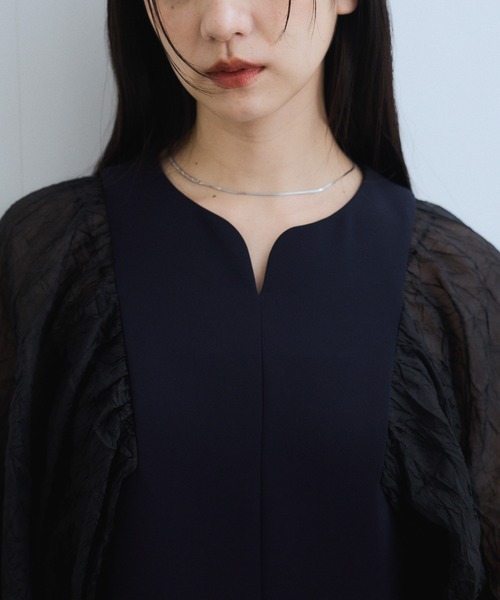 ADAM ET ROPE'（アダムエロペ）の「シアースリーブコンビドレス（ドレス・レディース・ブラック系その他2/ブラック/ブルー系その他・38/36）」の4枚目の写真