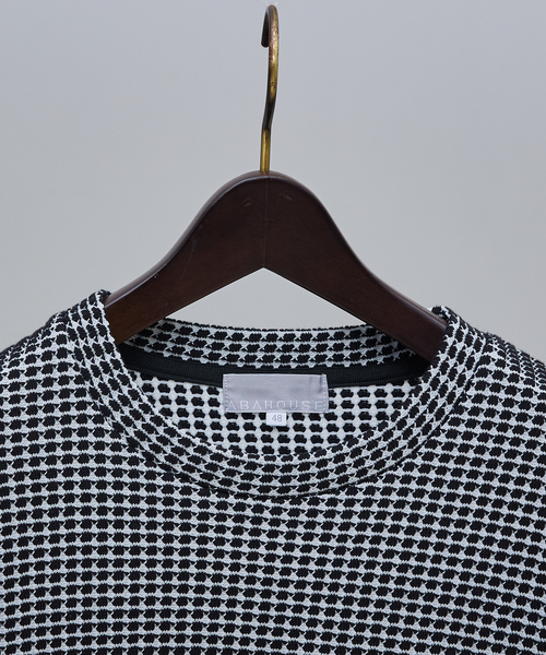 ABAHOUSE GRAY（アバハウスグレイ）の「【立体ビッグワッフル】 長袖Tシャツ（Tシャツ/カットソー・メンズ・ブラック/ホワイト/グレイッシュベージュ/グレイッシュブルー・46/48）」の19枚目の写真