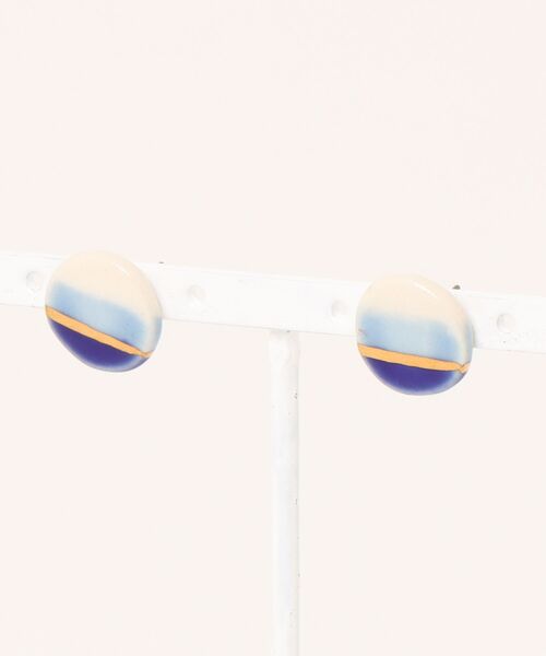 tone(トーン)の「irodori/描き分け釉薬のpierce(青)(ピアス(両耳用)・レディース・ブルー・FREE)」の1枚目の写真