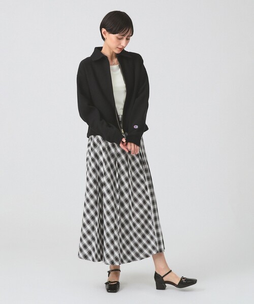 Ray BEAMS（レイビームス）の「【別注】Champion / ジップ スウェット（スウェット・レディース・ブラック/ブルー系その他/バーガンディー・MEDIUM）」の16枚目の写真