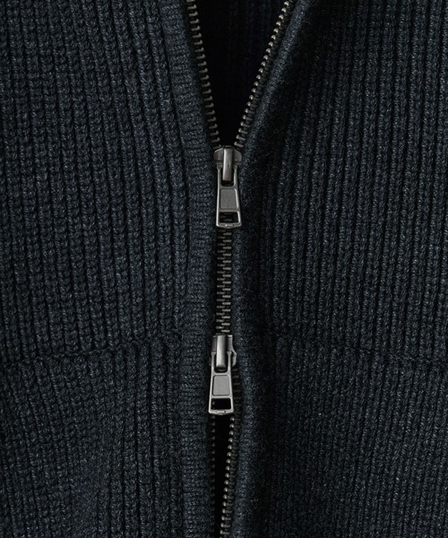 WYM LIDNM（ウィム バイ リドム）の「AZE KNIT CROPPED HOODIE（ニット/セーター・メンズ・杢グレー/オフホワイト/グレー系/チャコール・S/M/L）」の7枚目の写真