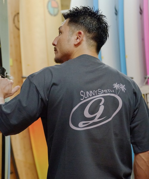 Sunny Smith(サニースミス)の「GODDESS embroidery Tee(Tシャツ/カットソー・メンズ・チャコール/オフホワイト・LARGE/MEDIUM)」の17枚目の写真