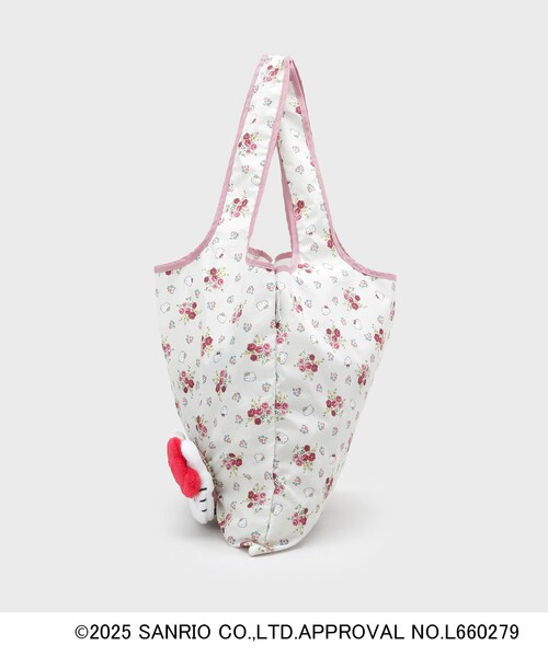 LAURA ASHLEY(ローラアシュレイ)の「【サンリオキャラクターズ コラボ】ハローキティ×ロザンヌ柄 パッカブルトートバッグ(エコバッグ/サブバッグ・レディース・ホワイト系3・00)」の6枚目の写真
